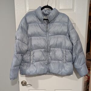 32 Degrees Heat Light Gray/Blue Puffer Jacket in Size XXL